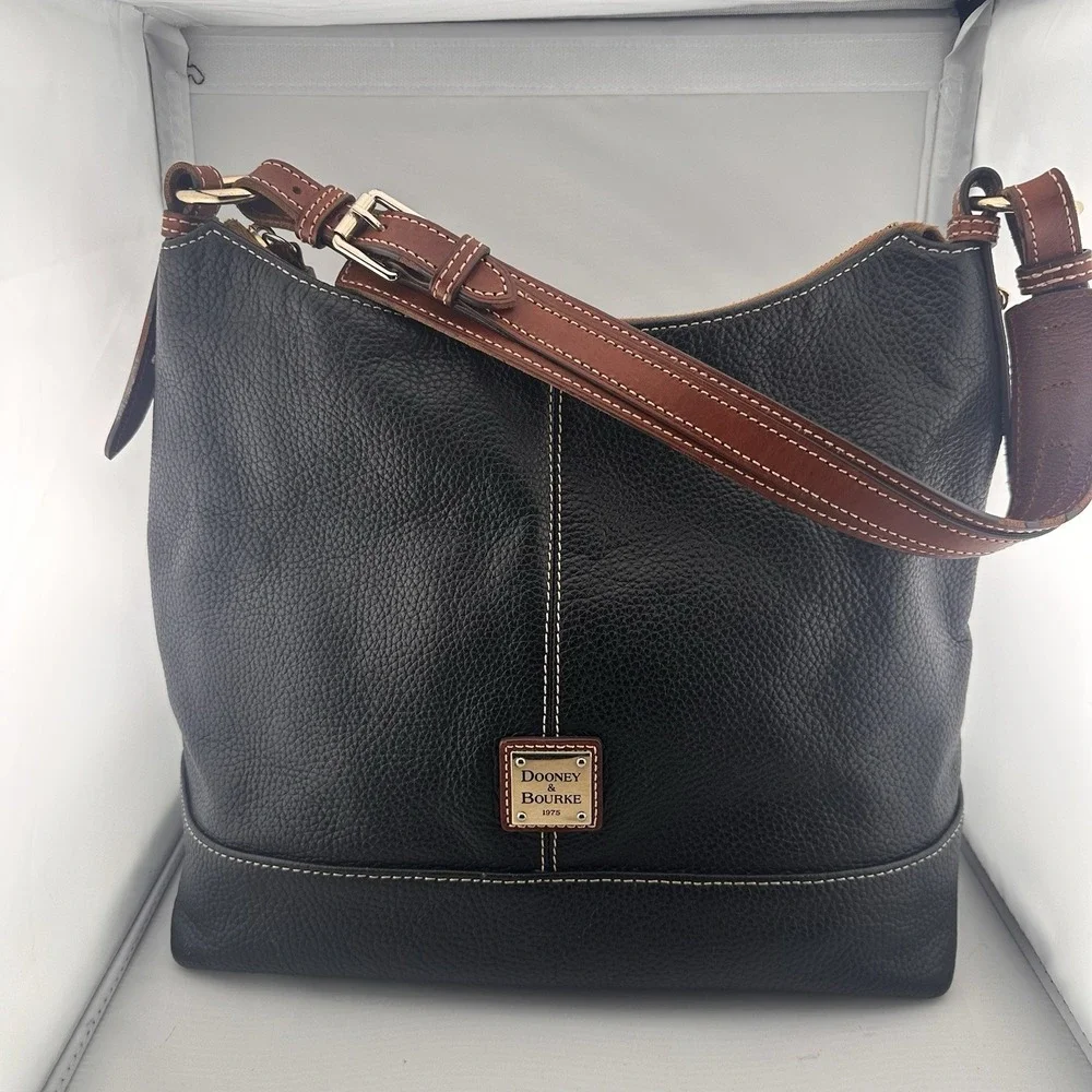 Dooney & Bourke Sophie‎ Black Pebble Leather Hobo Shoulder Bag Classic Preppy